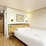 Hotell Campanile Nantes ~ Aeroport 3*