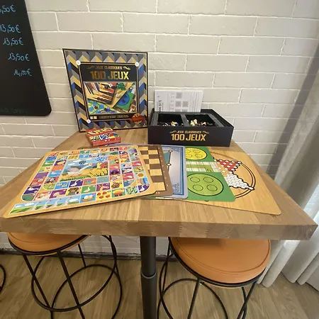 Hotel Campanile Nantes ~ Aeroport 3*