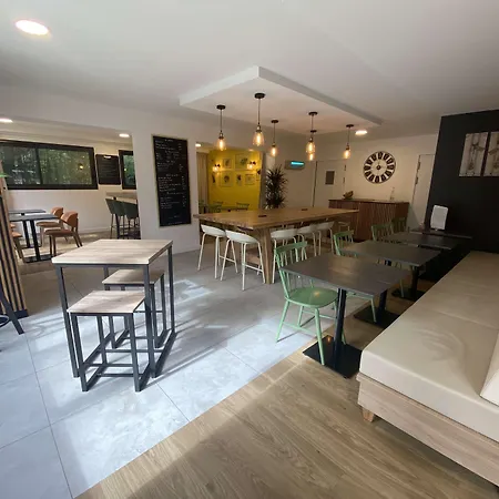 Campanile Nantes ~ Aeroport 3*