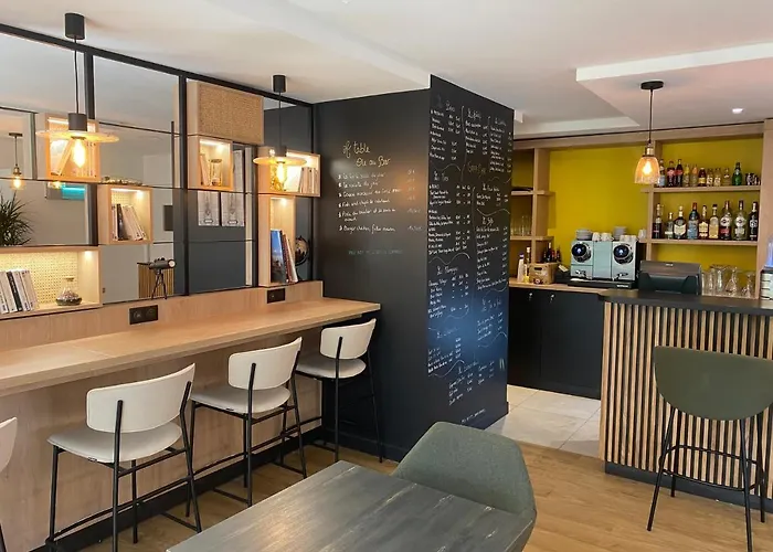 Campanile Nantes ~ Aeroport Hotel