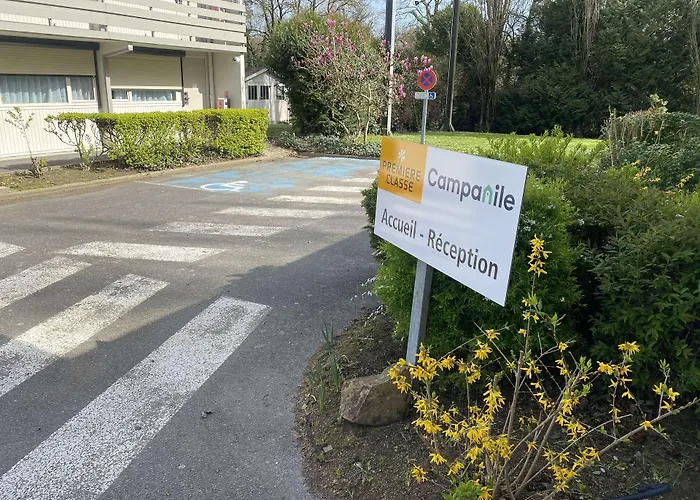 Campanile Nantes ~ Aeroport 3*