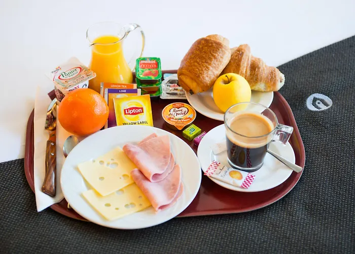 Campanile Nantes ~ Aeroport Hotel 3*