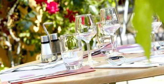 Campanile Nantes ~ Aeroport מלון Rezé